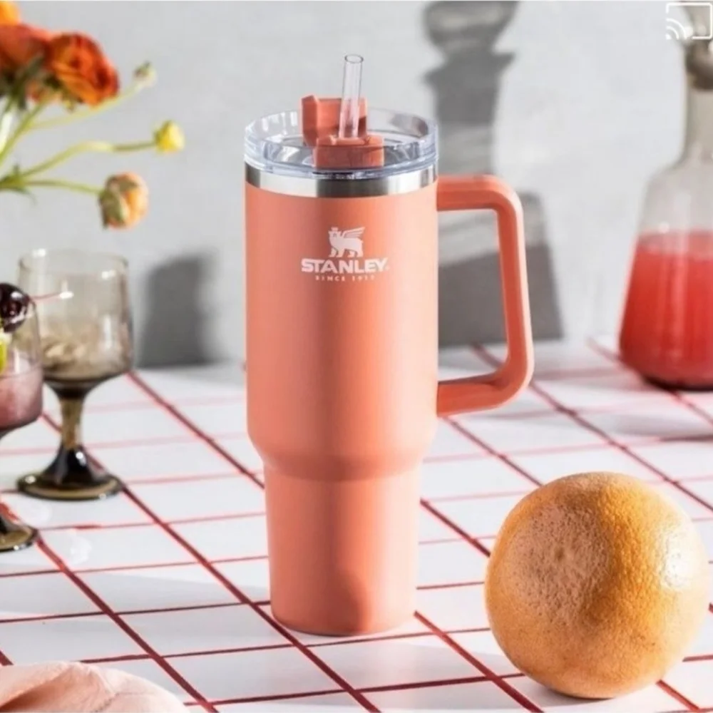 Stanley Adventure Quencher Travel Tumbler 40 Oz - GRAPEFRUIT - Spring 2022 - Picture 4 of 4